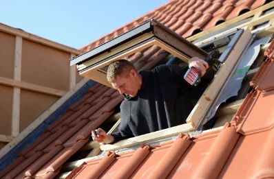 Pose de fenêtres de toit Velux aux Monts d'Andaine